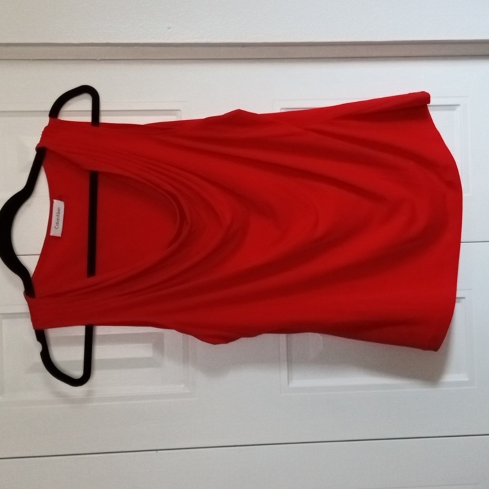Calvin Klein women's sleeveless blouse
